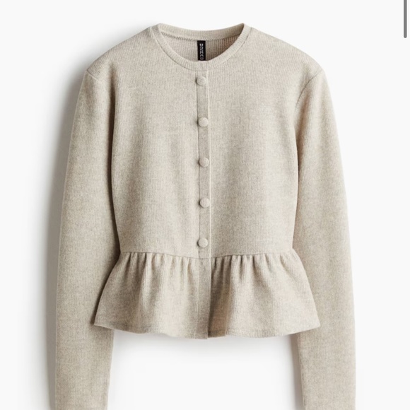 NWT H&M beige top and skirt set - Picture 5 of 9